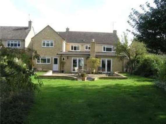 4 bedroom Detached f...